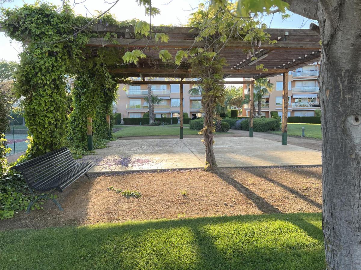 La Bovila Apartment With Exceptional Yard بلاتجا ذارو المظهر الخارجي الصورة